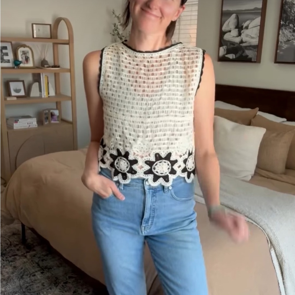 Amazon Crochet Lace Tank Top - Black and White